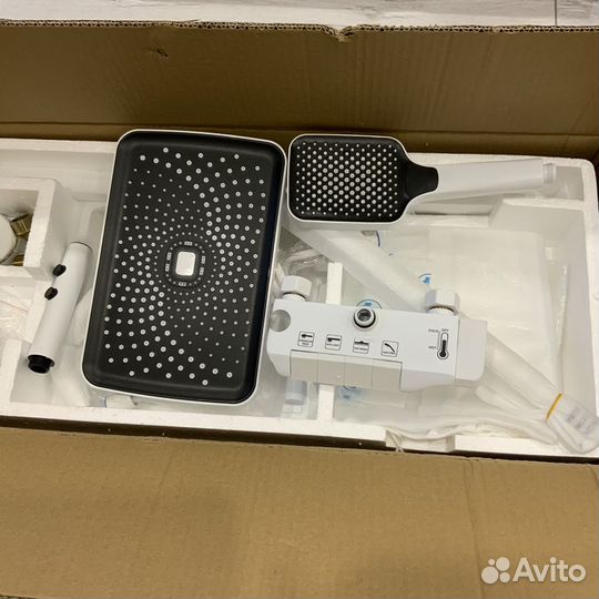 Душевая система с тропическим душем 4в1