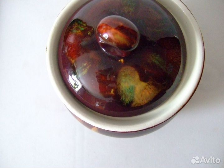 Сахарница и горшочки для жаркого