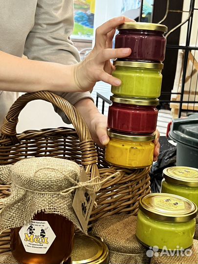 Мед собран в горах Тянь-Шаня