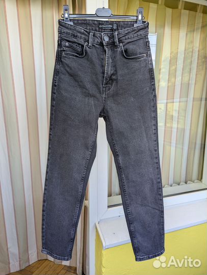 Джинсы Stradivarius mom slim fit черные/серые р.36