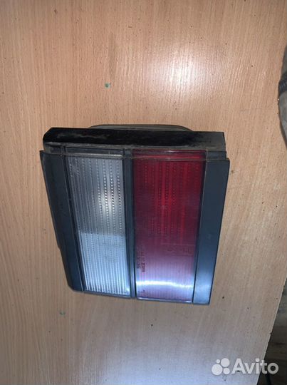 Фонарь задний внутренний левый VW passat b3