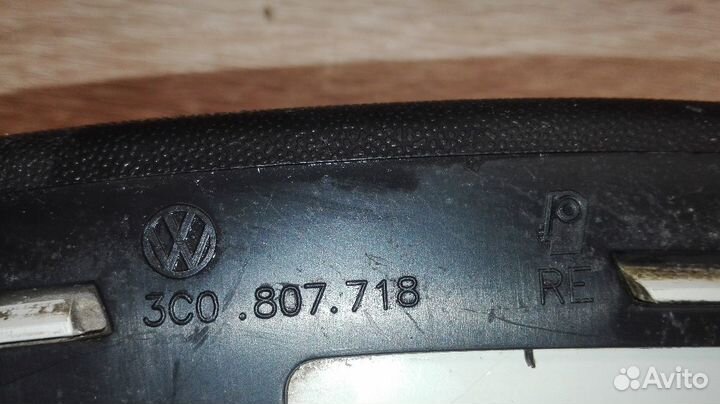 Поворотник в бампер правый желтый Volkswagеn B6