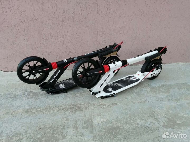 Самокат с дисковым тормозом новый