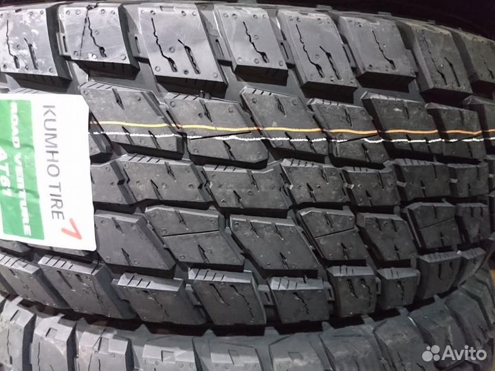 Kumho Road Venture AT61 205/75 R15 97S