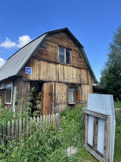 Дача 20 м² на участке 5 сот.