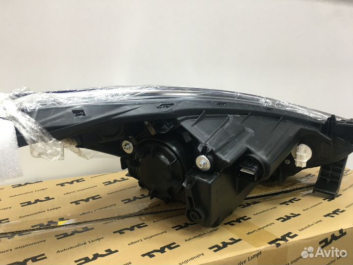 Фара Левая Hyundai Solaris 2010-2014