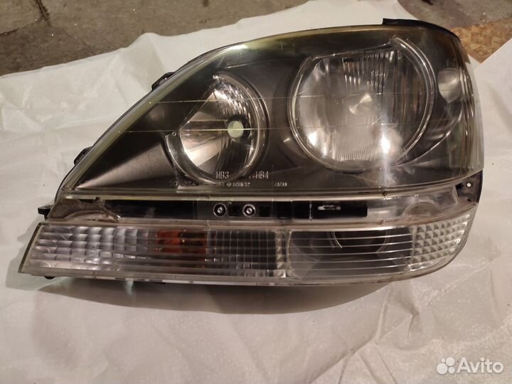 Toyota harrier 15 фара L, 48-1