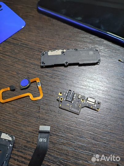 Телефон Xiaomi Redmi Note 8t на разбор