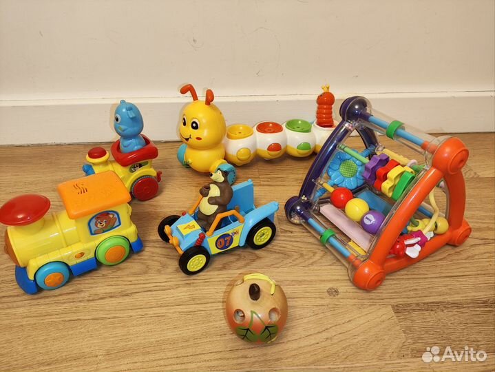 Развивающие игрушки пакетом