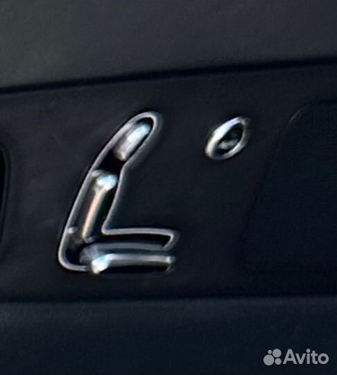 Блок управления сиденьем задний левый Kia Quoris