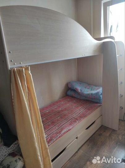 Двухъярусная кровать бу