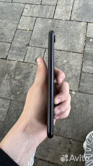 iPhone Xr, 128 ГБ