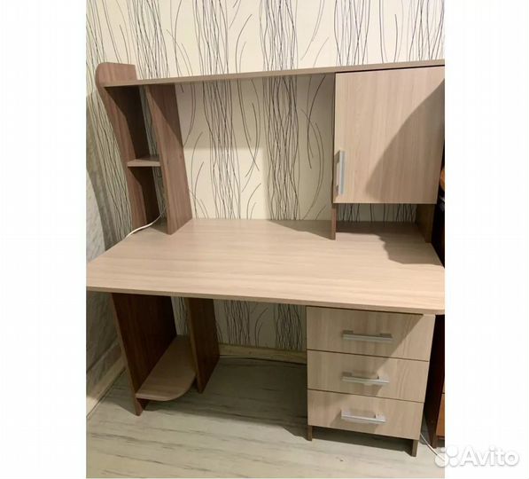 Стол компьютерный №5 ясень шимо новый