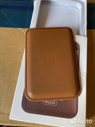 Apple leather wallet (с анимацией)