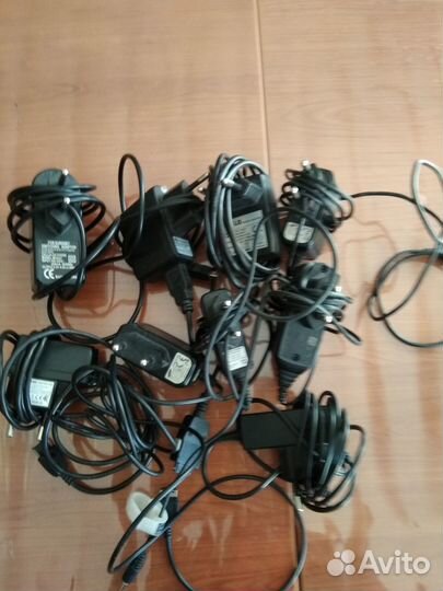 Зарядное устройство