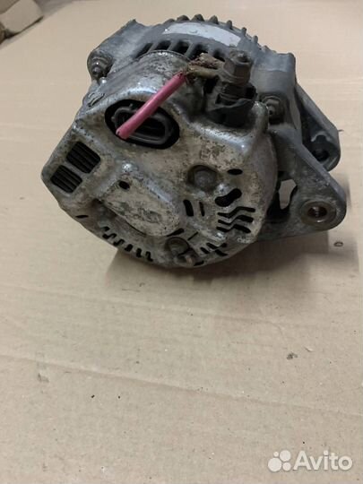 Генератор toyota corolla AE100