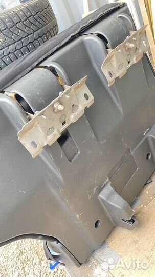 Сиденья задние