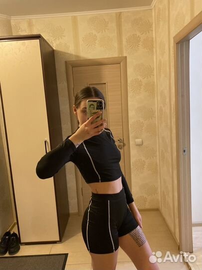 Спортивный костюм женский