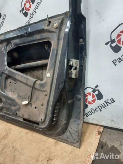 Передняя правая дверь ваз 2114