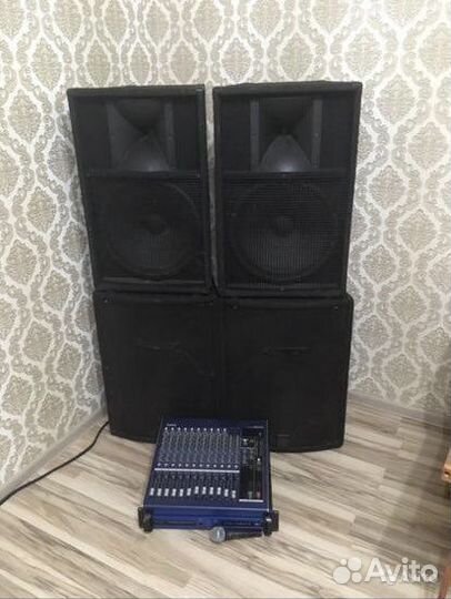 Комплект звуковой аппаратуры