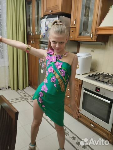 Платье для фигурного катания и танцев на льду