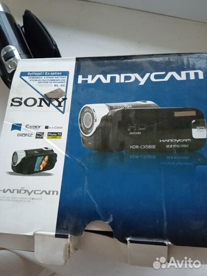 Цифровая видеокамера sony