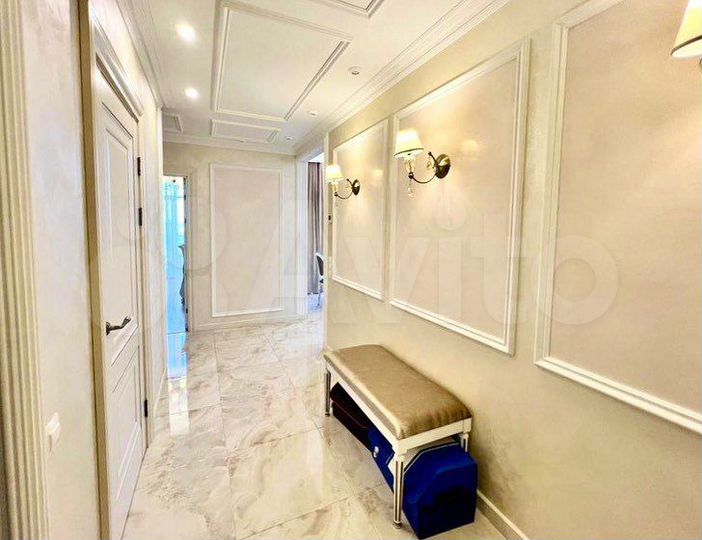 3-к. квартира, 95 м², 19/27 эт.