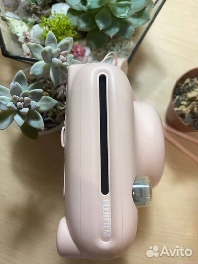 Плёночный фотоаппарат instax 11 mini