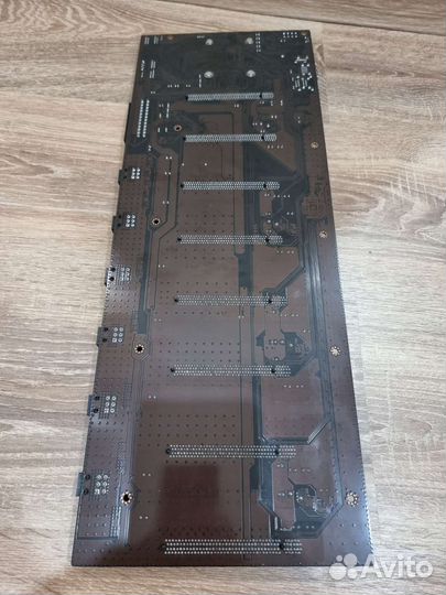 Материнская плата