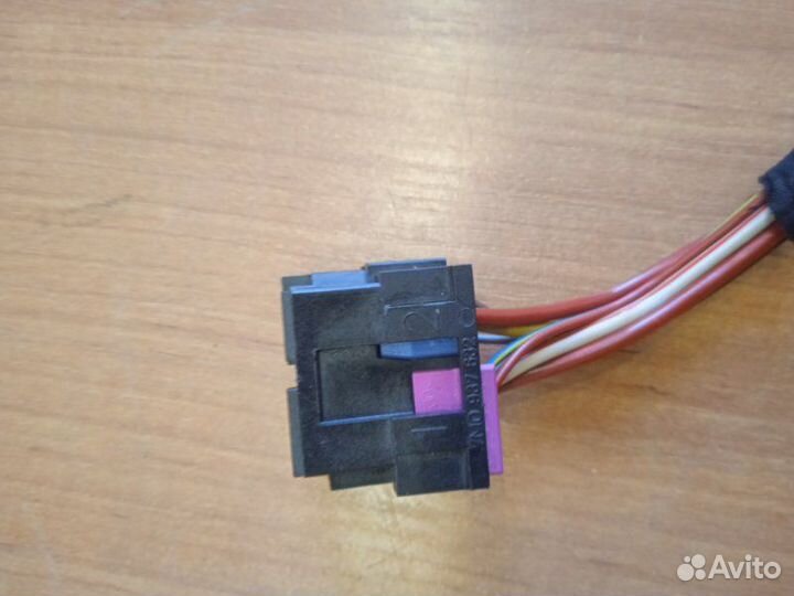 Разъем (фишка) с проводами Volkswagen Polo хетчбек