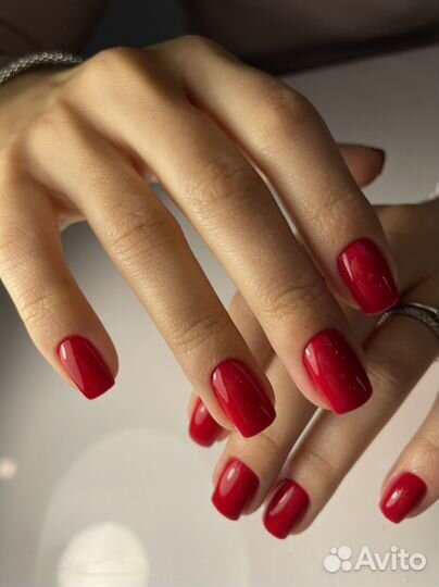 Мастер маникюра и педикюра