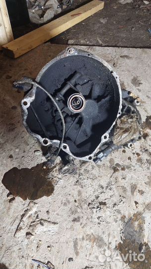 МКПП (механическая коробка переключения передач) C