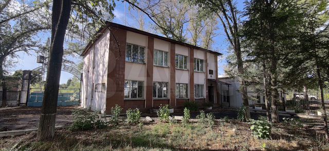 Нежилое здание 440 м² (офис, магазин, отель)