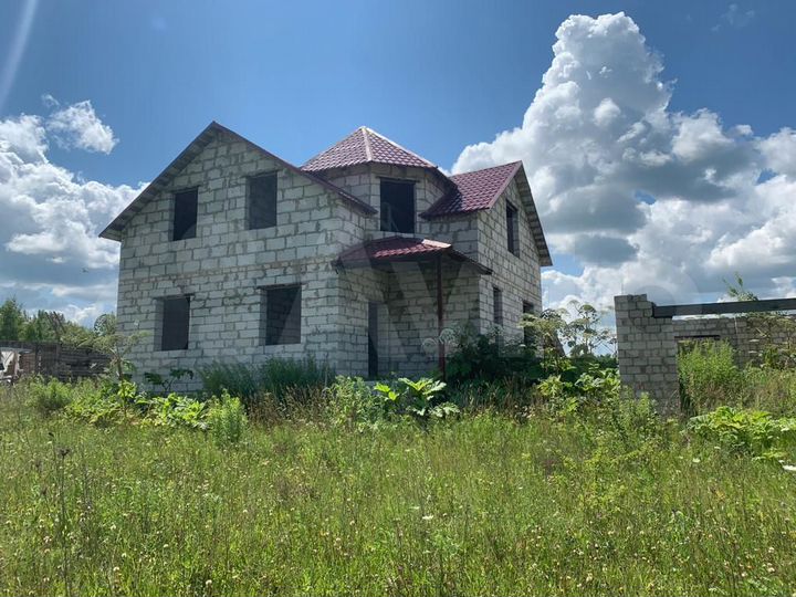 Дом 200 м² на участке 10 сот.