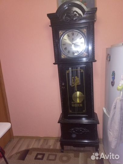 Напольные механические часы Антиквариат