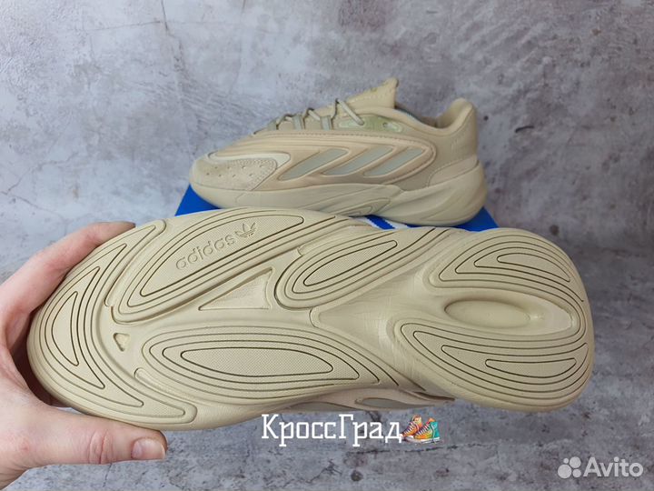 Кроссовки женские Adidas Ozelia