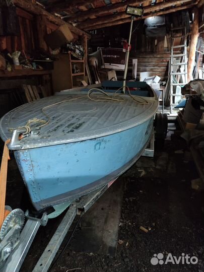 Казанка М с мотором Вихрь 30, быстроходная, лёгкая