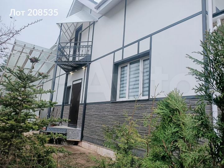 Дом 250 м² на участке 9 сот.