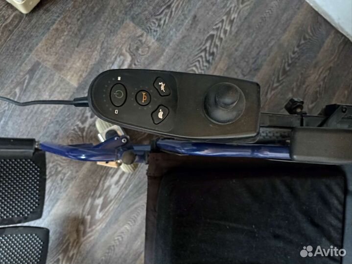 Коляска инвалидная с электроприводом