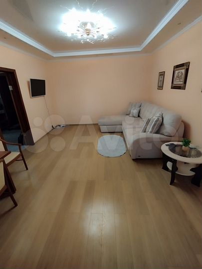 2-к. квартира, 70 м², 5/11 эт.
