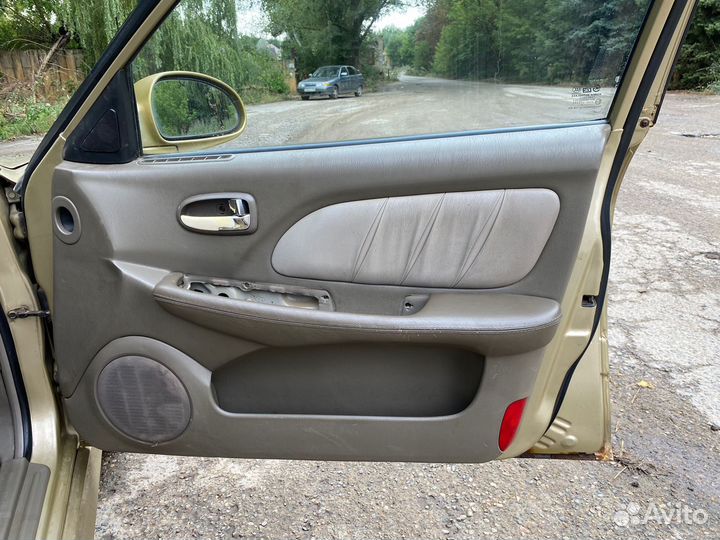 Дверные обшивки Hyundai Sonata 4