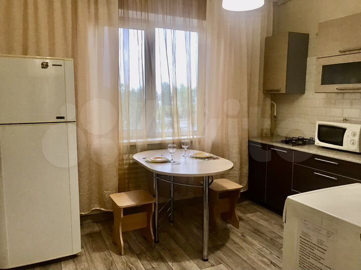 1-к. квартира, 38 м², 4/9 эт.