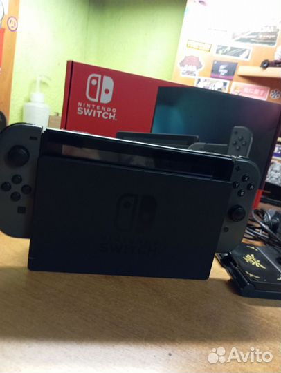 Nintendo switch 3-я ревизия+48 игр