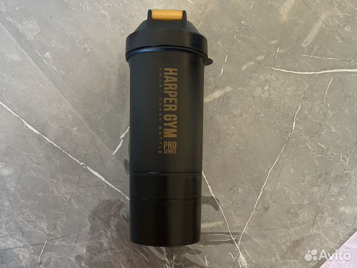 Спортивная бутылка для воды