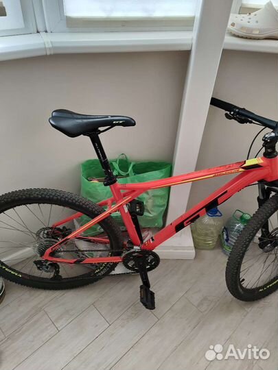 Велосипед gt avalanche sport 27.5 L