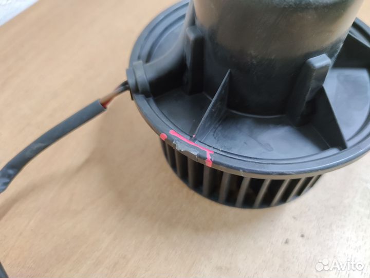 Моторчик печки(отопителя) VW Transporter T4