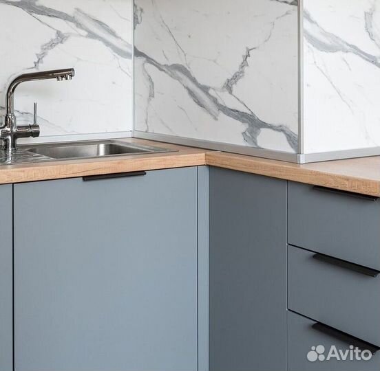 Кухонный гарнитур угловой