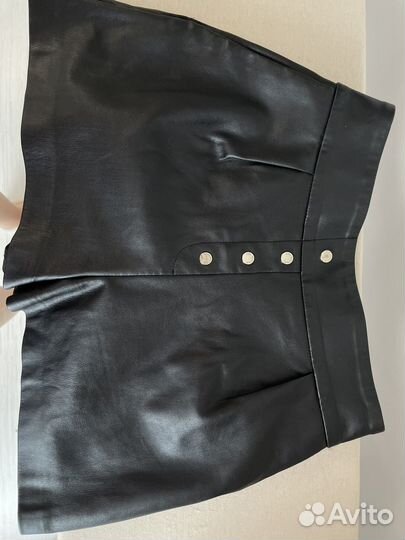 Шорты кажаные