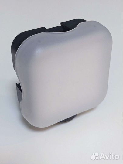 Компактный свет Godox Litemons LED6R