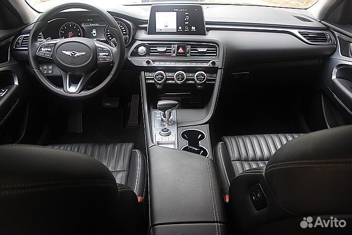 Genesis G70 2.0 AT, 2020, 40 416 км